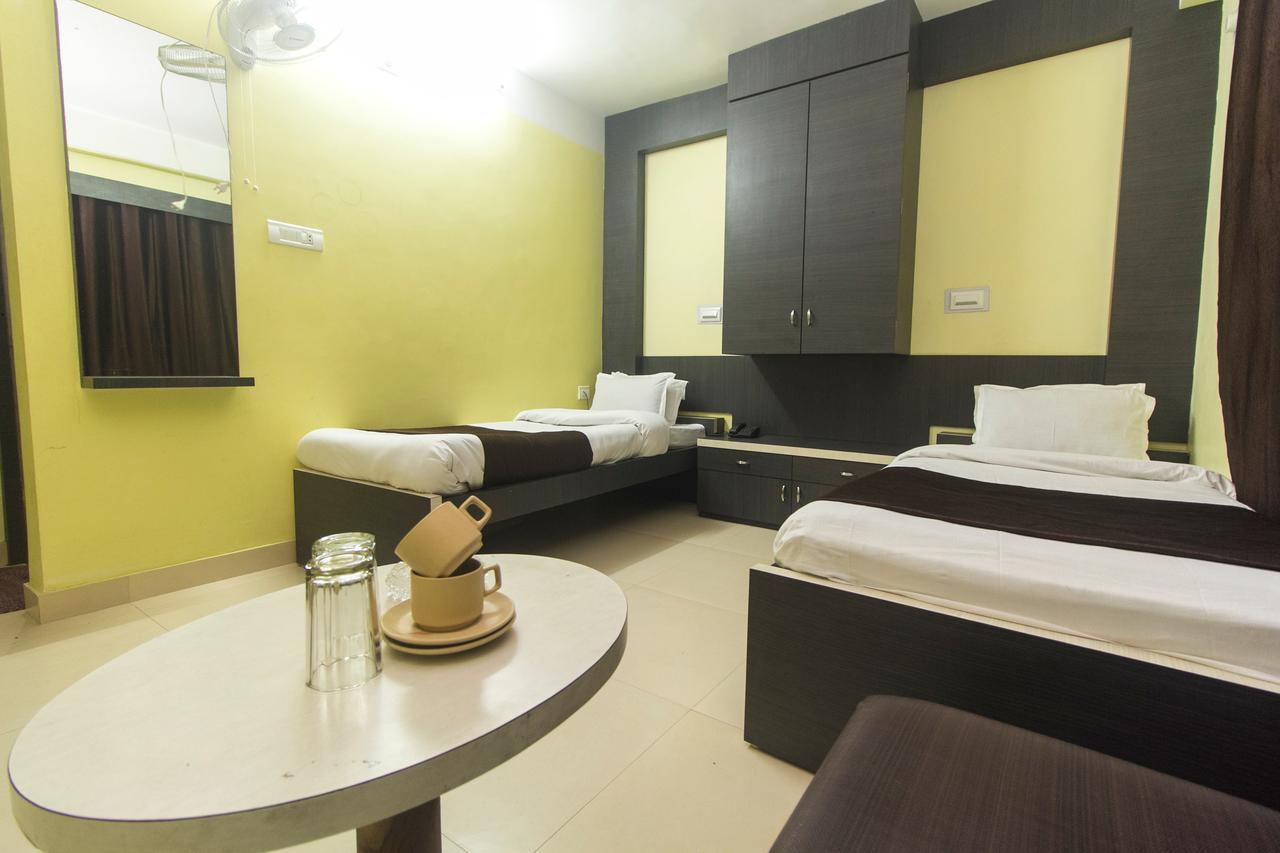 Hotel Jagat Siliguri Ngoại thất bức ảnh