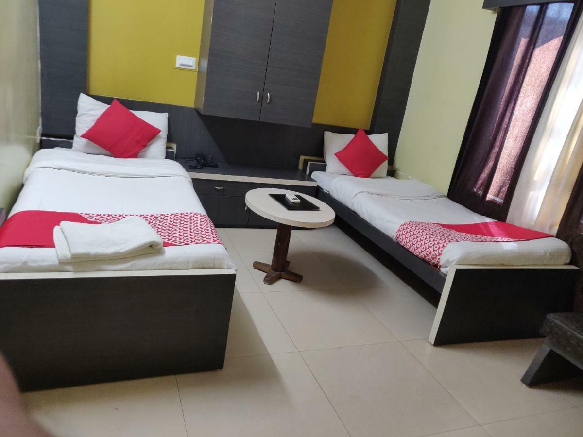 Hotel Jagat Siliguri Ngoại thất bức ảnh