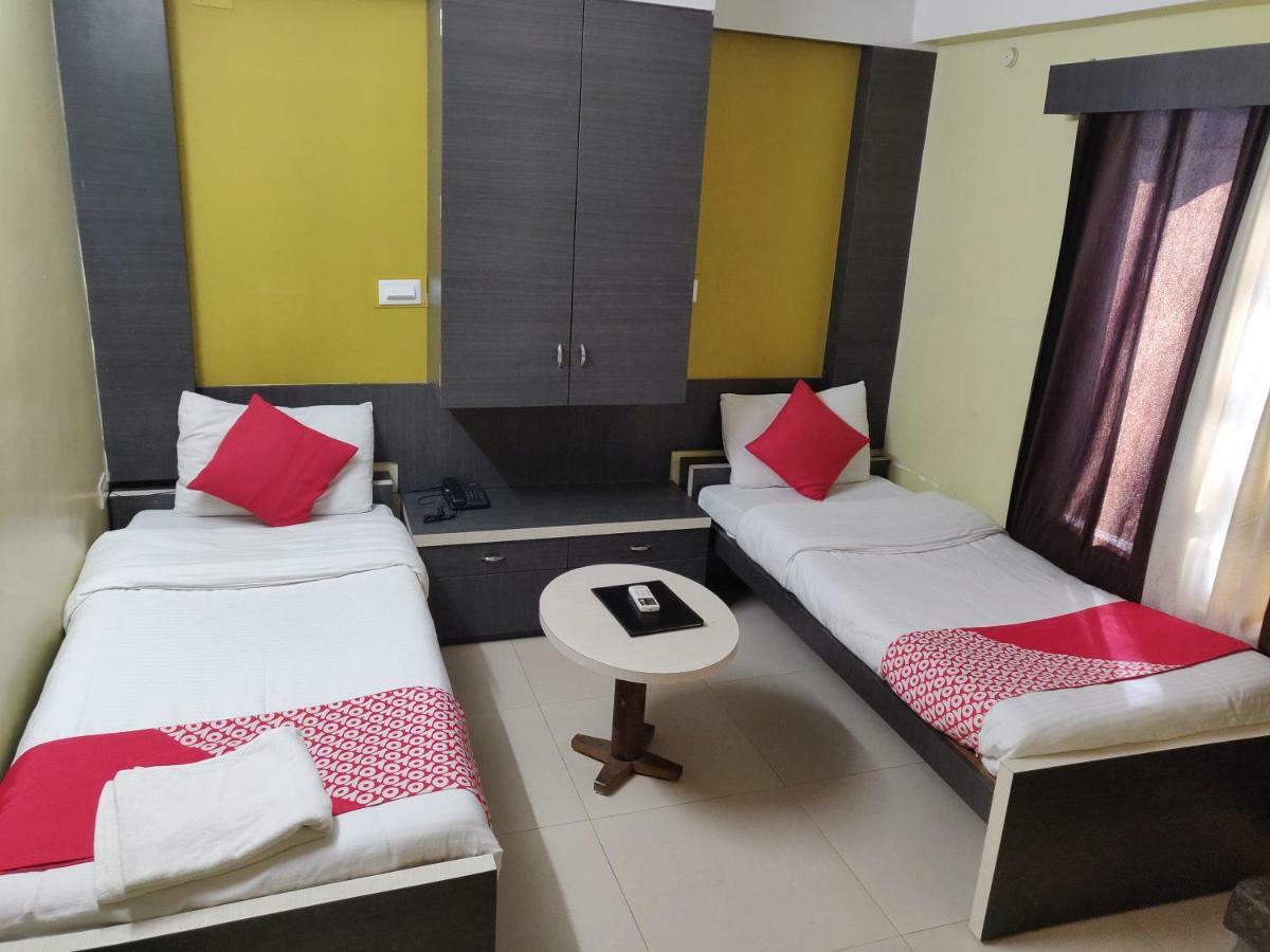 Hotel Jagat Siliguri Ngoại thất bức ảnh