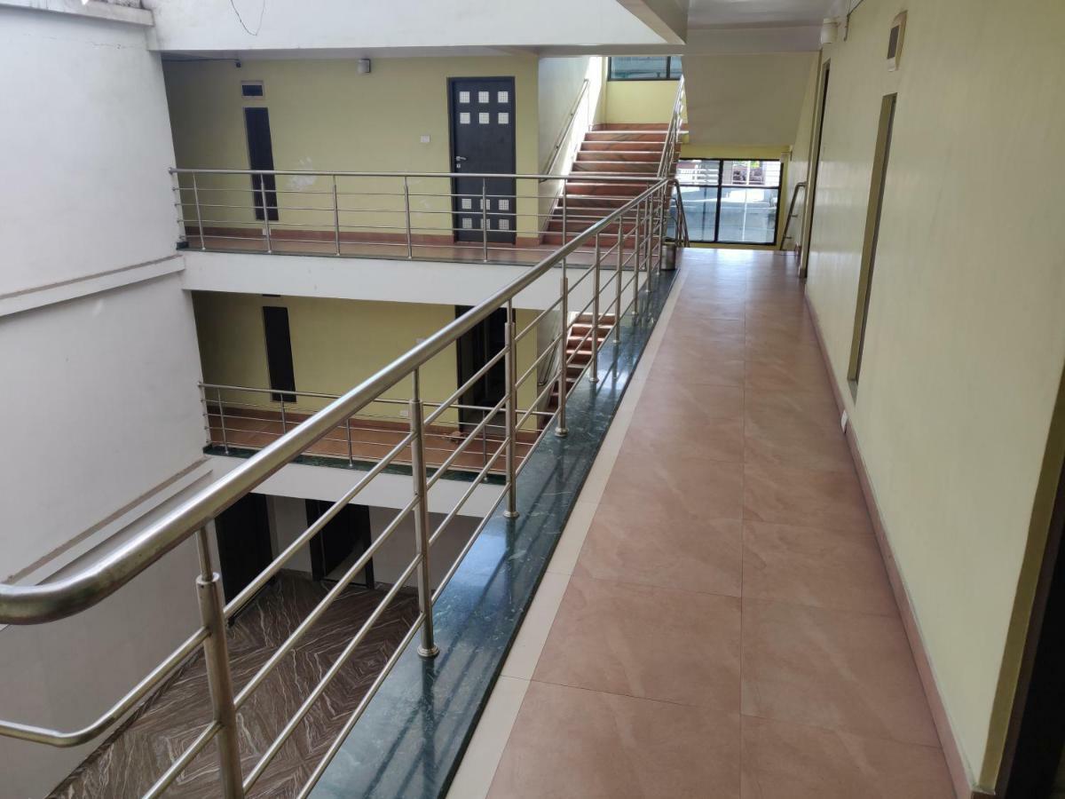 Hotel Jagat Siliguri Ngoại thất bức ảnh